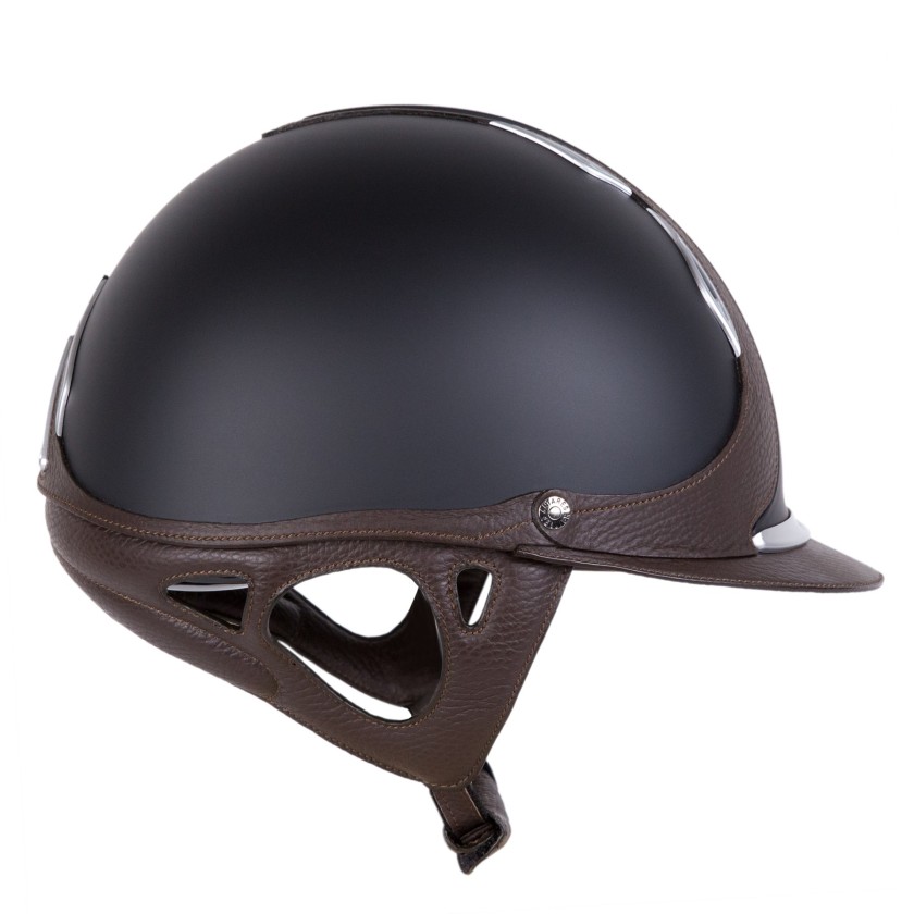 Reference Black/Chocolate logo helmet