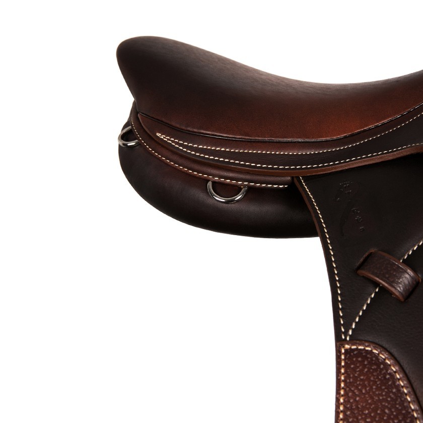 Monoflap endurance saddle