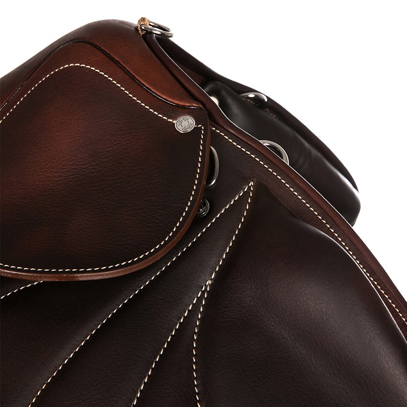 Monoflap endurance saddle