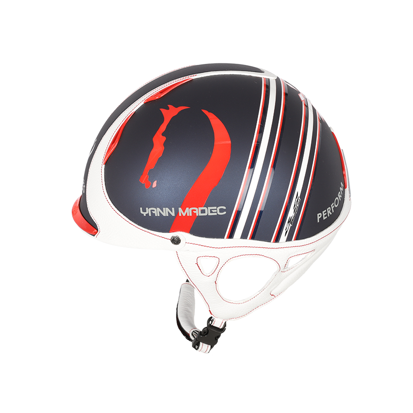 Antarès custom-made riding helmet to ensure the rider's safety